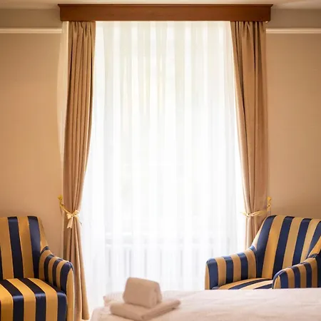 Palace - Culture, Nature & Health