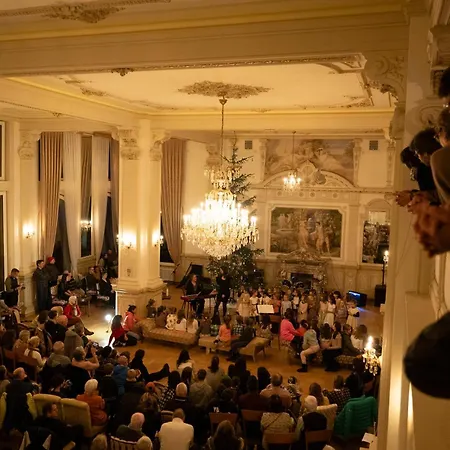 Palace - Culture, Nature & Health