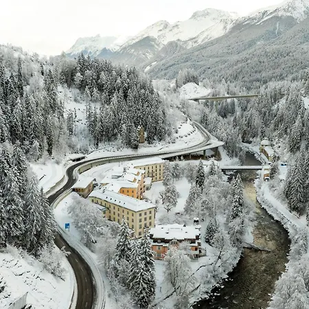 Palace - Culture, Nature & Health