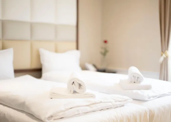 Palace - Culture, Nature & Health Aparthotel 4*