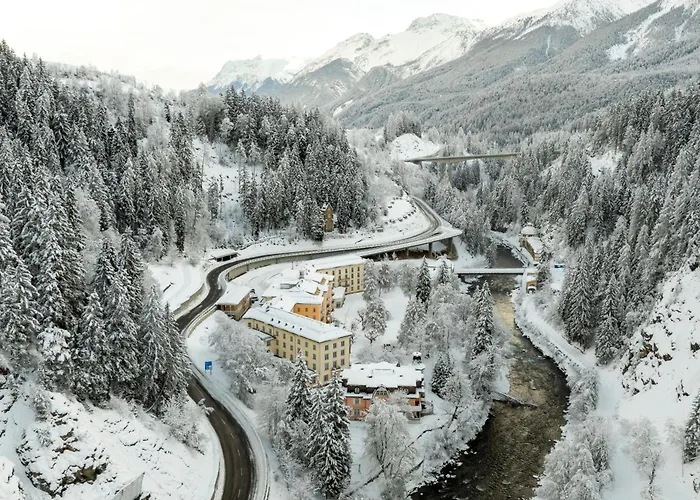 Palace - Culture, Nature & Health