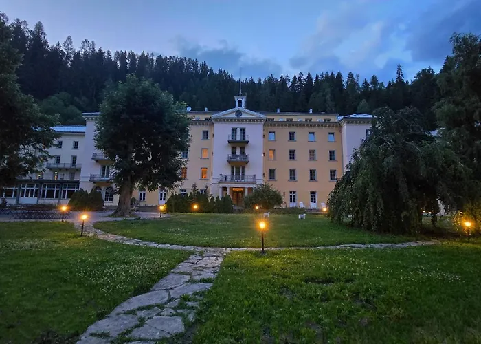 Apartmanhotel Palace - Culture, Nature & Health 4*