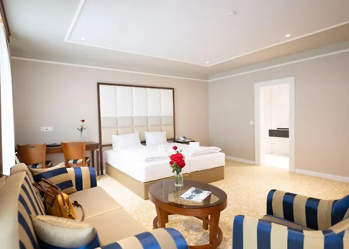 Aparthotel Palace - Culture, Nature & Health 4*