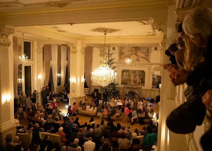 Palace - Culture, Nature & Health